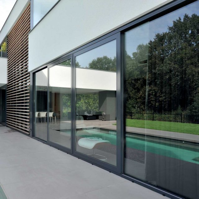 Aluminium sliding patio door