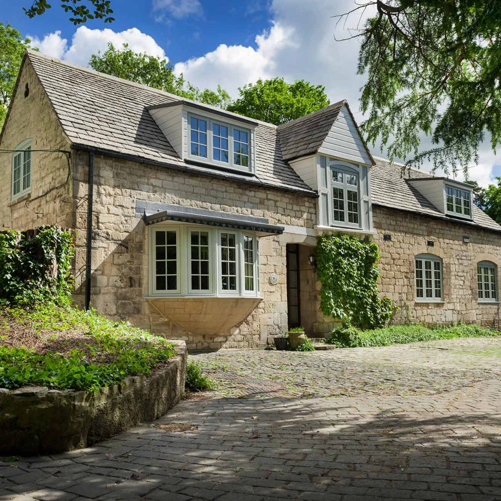 Chartwell green R9 traditional flush sash for traditional property