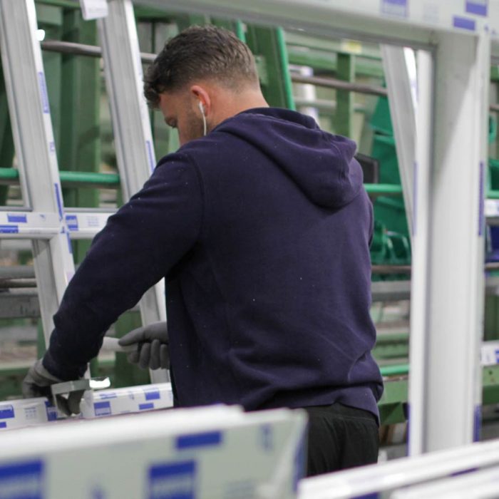 CAREERS WITH DEKKO – Dispatch Operative