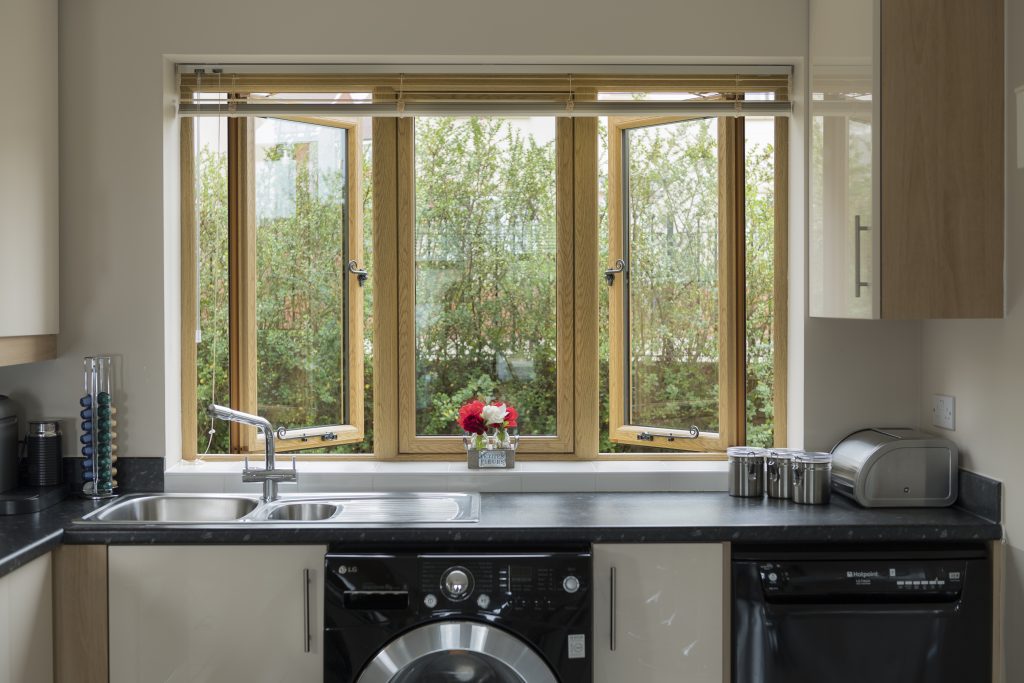 Deceuninck flush sash window